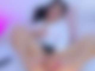 Live cam show with Laylaa-Breezee - Fantasy on Instabang