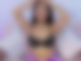 Live-camshow met Laylaa-Breezee - Brown Hair op Camsoda