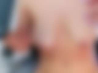 Live cam show with Laylaa-Breezee - Amateur Toys on live18s.com
