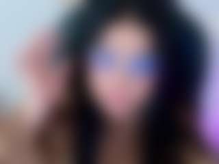 Live cam show with Laylaa-Breezee - Fingering on Porn Luv