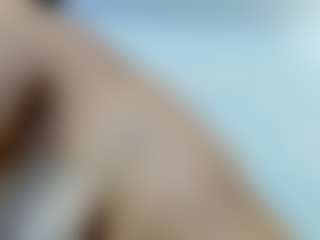 Live cam show with Laylaa-Breezee - Brown Eyes on Camsoda