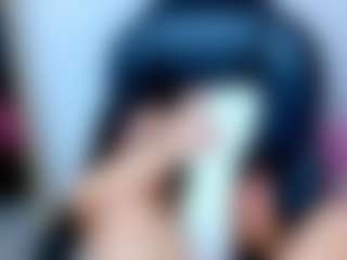 Live cam show with Laylaa-Breezee - Petite Teen (18+) on SinfulBabes