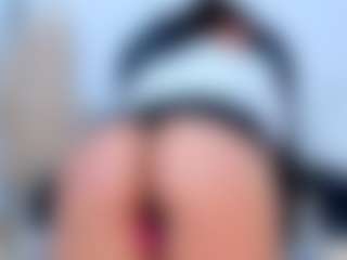 Laylaa-Breezee's Live Sex Cam Show
