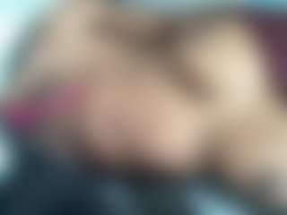 Live cam show with SpinPrincess - Athletic Ebony on Camsoda Late Night