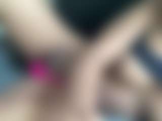 Live cam show with SpinPrincess - Black MILF on Camming Site