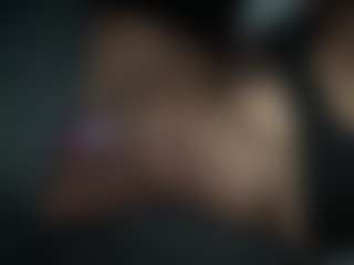 Live cam show with SpinPrincess - Black MILF on Big Tits