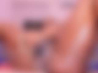 Live cam show with begoniia - Teen (18+) on Camsoda