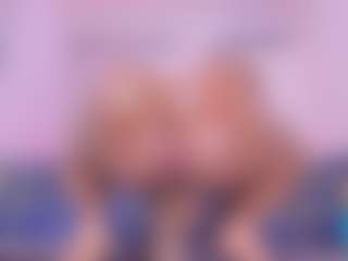 Live cam show with begoniia - Ebony on friskycurves.com | colombia