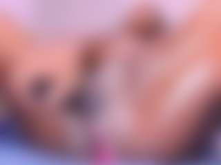 Live cam show with begoniia - Gamer BBW on Camsoda