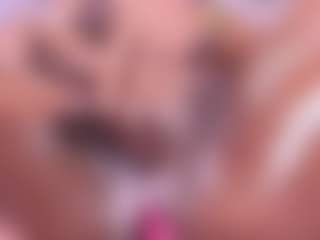 Live cam show with begoniia - Ahegao on Camsoda
