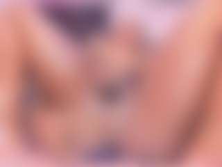 Live cam show with begoniia - Black Squirt on sexylivex.com
