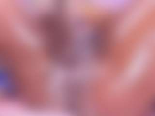 Live cam show with begoniia - Ebony Squirt on thefappeningchat.com