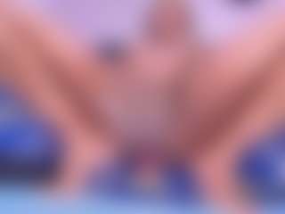 Live cam show with begoniia - Black Shaved Pussy on TastyBlacksLive