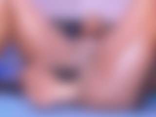 Live cam show with begoniia - Brown Eyes on Camming Site