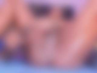 Live cam show with begoniia - Spy Curvy on Camsoda