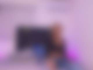 Live cam show with begoniia - Ebony Teen (18+) on SpankPalCams