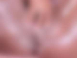 Live cam show with begoniia - Ebony Lovense on madthumbs | colombia