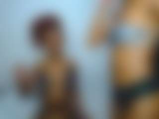 Live cam show with blackfantastick - Petite on live18s.com