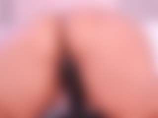 Live cam show with sacha-malala - Ebony on friskycurves.com | colombia