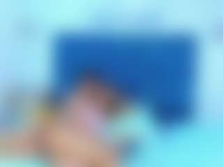 Live cam show with ALISA and ricardo - Brown Eyes on fapnchat