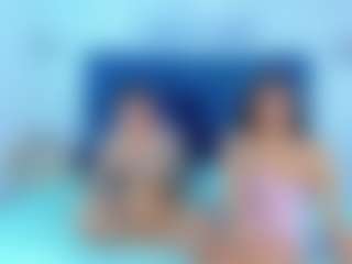 Live cam show with ALISA and ricardo - Muscular on Soda Cam