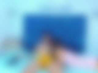 Live cam show with ALISA and ricardo - Gray Eyes on Strip Flash - Live Sex Shows