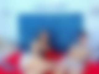 Live cam show with ALISA and ricardo - Muscular on Camsoda
