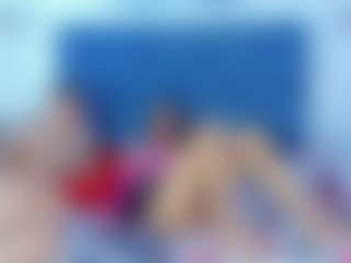 Live cam show with ALISA and ricardo - Orgasm on Camsoda