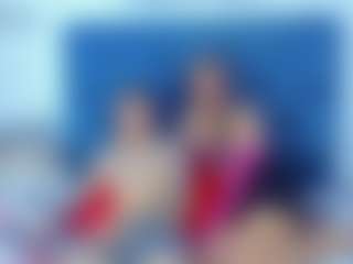 Live cam show with ALISA and ricardo - Lean on Camsoda