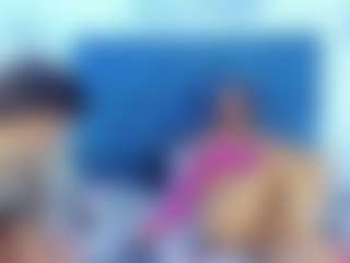 Live cam show with ALISA and ricardo - Black Hair on Camsoda