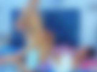 Live-Cam-Show mit ALISA and ricardo - Colombia auf Camsoda