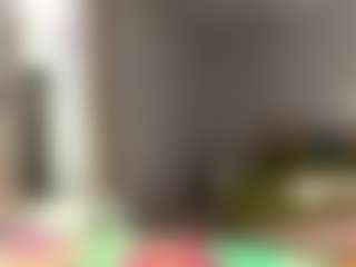 ElvinaClagg's Live Sex Cam Show