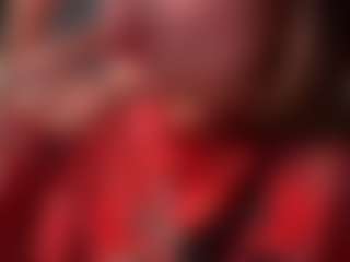 ElvinaClagg's Live Sex Cam Show