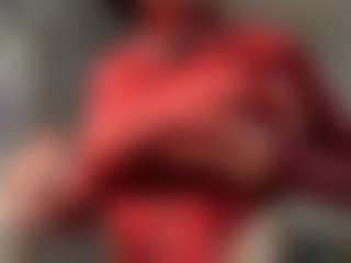 ElvinaClagg's Live Sex Cam Show
