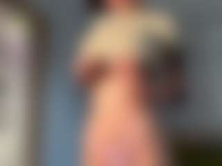 Live cam show with ElvinaClagg - Nipple Piercings on galaxygirlnitro.com