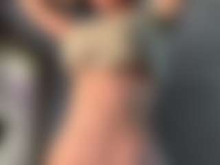 ElvinaClagg's Live Sex Cam Show
