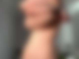 Live cam show with ElvinaClagg - No Smoking on liverealitysex.com