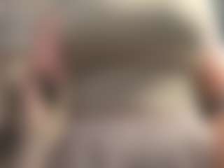 ElvinaClagg's Live Sex Cam Show