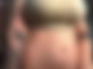 ElvinaClagg's Live Sex Cam Show