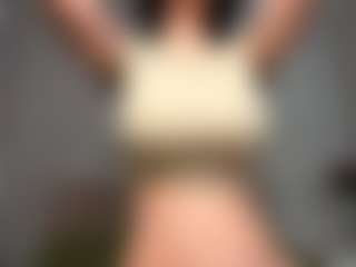 ElvinaClagg's Live Sex Cam Show