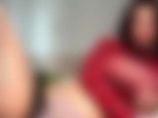 ElvinaClagg's Live Sex Cam Show