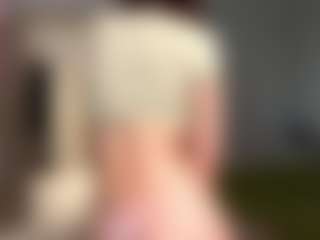 Live cam show with ElvinaClagg - Small Tits on Camsoda