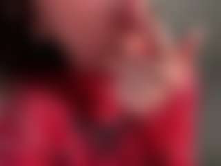 ElvinaClagg's Live Sex Cam Show