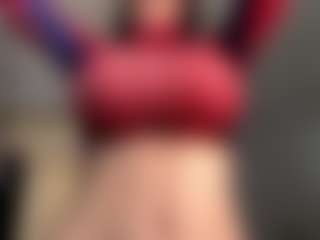 ElvinaClagg's Live Sex Cam Show