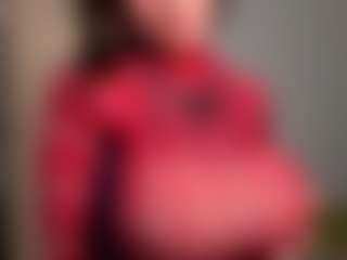 ElvinaClagg's Live Sex Cam Show