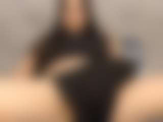 Live cam show with Lolapaz - Ass Clapping on fuklive.com