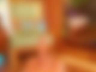 Live cam show with Alison Moon - Naked on SquirtSoMuch
