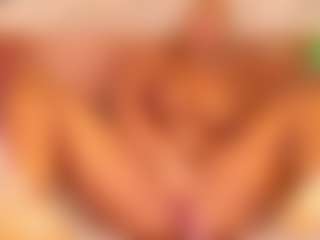 Live cam show with Alison Moon - Latina on SquirtSoMuch | colombia