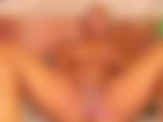 Live cam show with Alison Moon - Black on parknlotfishbdy