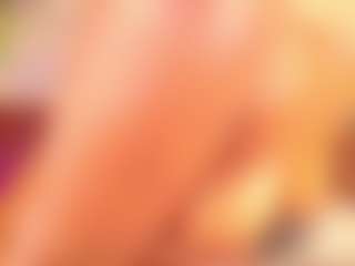 Live cam show with Alison Moon - Black on Fling VIP Chat